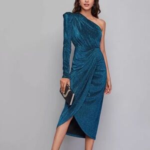 One-Shoulder Shoulder Wrap Hem Dress